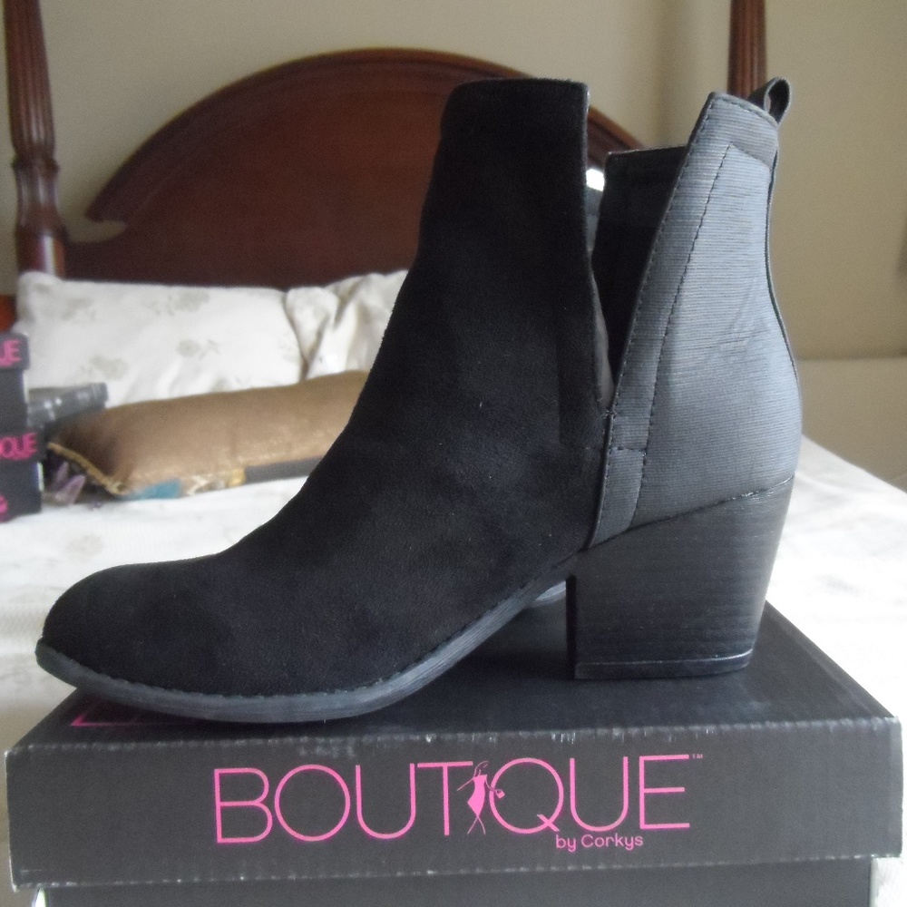 Black Booties